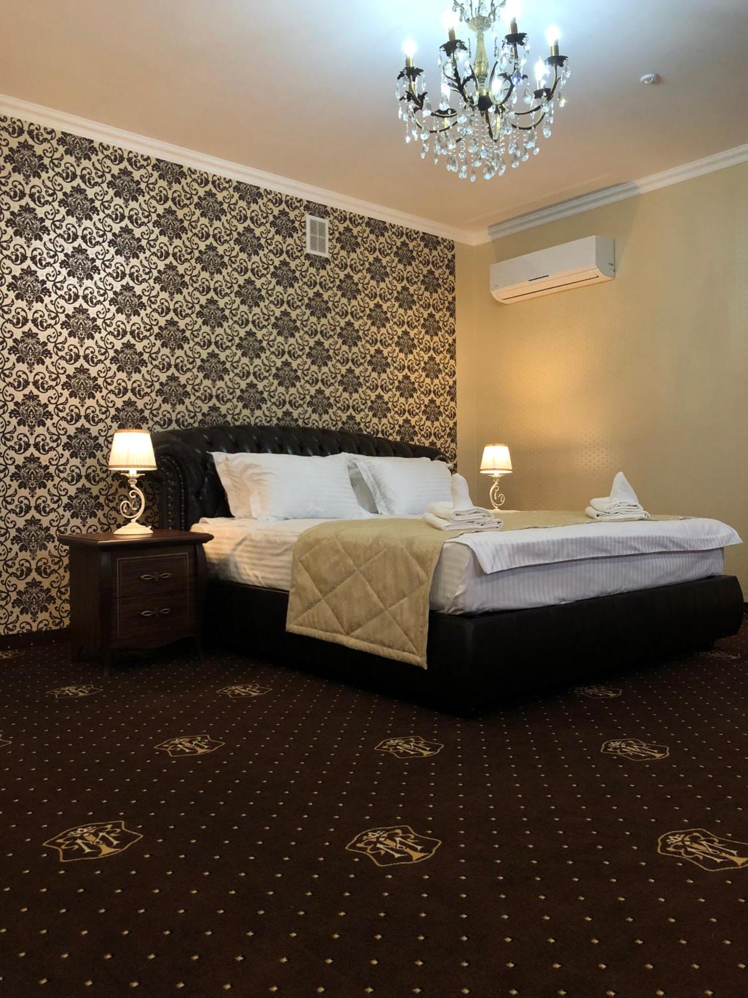 Hotel Boutique Tovmed Vínnytsia Habitación foto