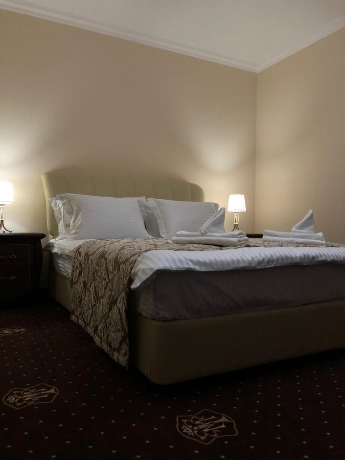 Hotel Boutique Tovmed Vínnytsia Habitación foto