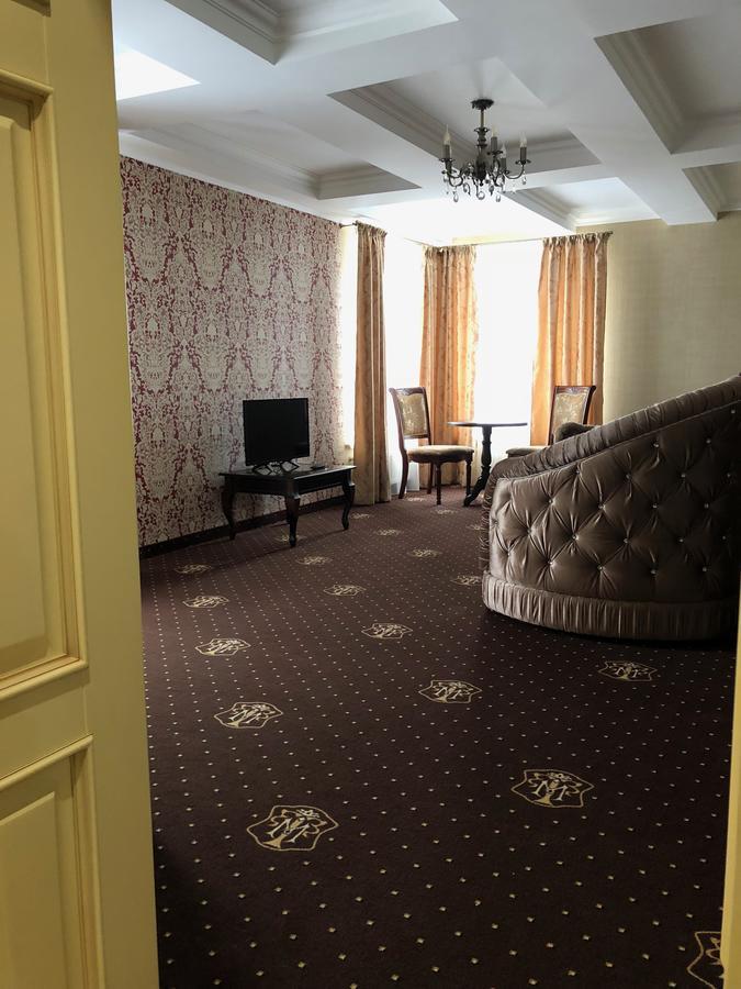 Hotel Boutique Tovmed Vínnytsia Exterior foto